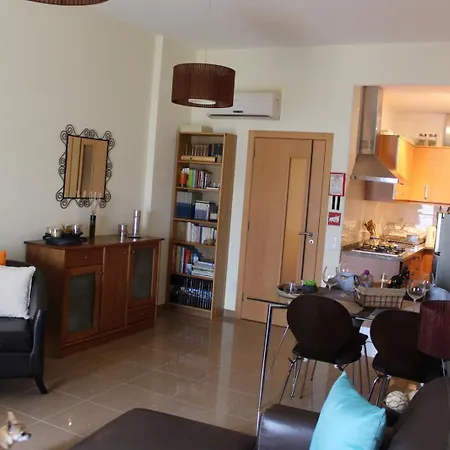 Charming Luz House - T2 With Jacuzzi טאווירה