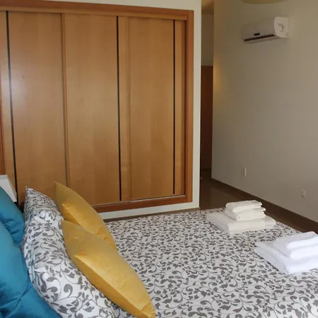 Charming Luz House - T2 With Jacuzzi דירה