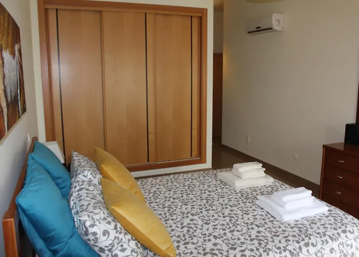 Charming Luz House - T2 With Jacuzzi Apartment