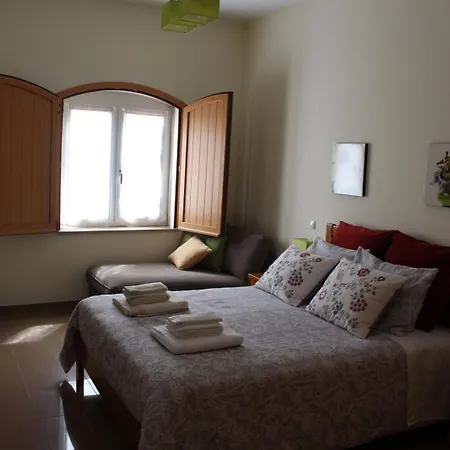 아파트 Charming Luz House - T2 With Jacuzzi 타비라
