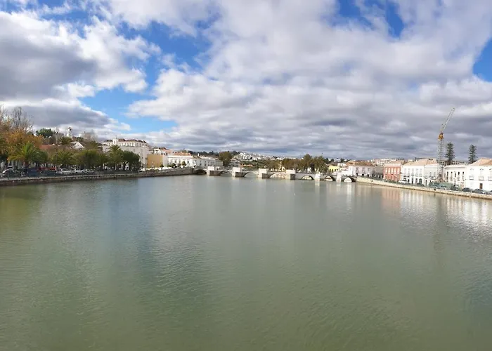 Daire Charming Luz House - T2 With Jacuzzi *