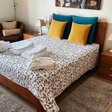 Апартаменты Charming Luz House - T2 With Jacuzzi Тавира